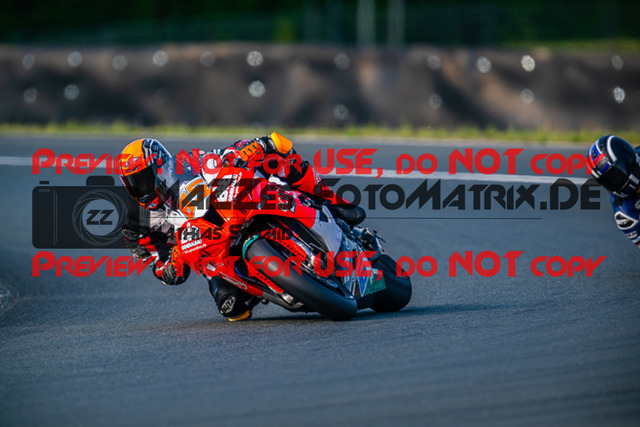 MaZZes_FotoMatrix_220522_3080 | Fotograf Mathias Schmid
Sportfotograf,
Eventfotograf,
Hochzeitsfotograf,
Portraitfotograf