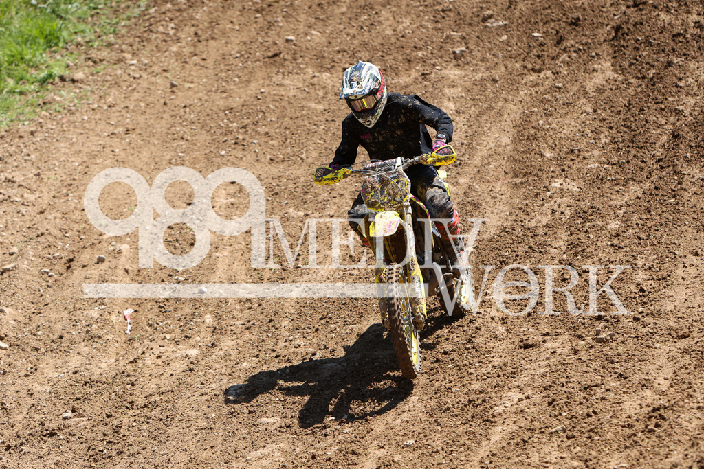 5E6A6849 | 989 MEDIAWORK