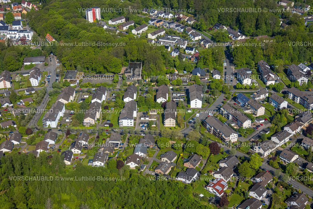 Arnsberg230500278 | Luftbild, Grundschule Müggenberg-Rusch, Wohnsiedlung Königsbergstraße, Neheim, Arnsberg, Sauerland, Nordrhein-Westfalen, Deutschland