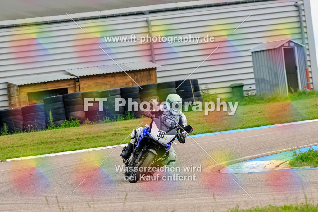 MotoTeam-8100 | Hier findet Ihr Bilder von Touristenfahrten auf der Nürburgring Nordschleife oder von anderen Veranstaltungen die ich besucht habe. Viel Spass beim Durch Schauen 