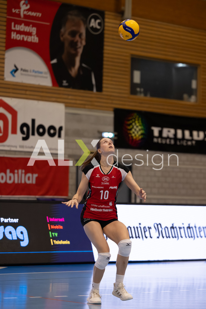 Volleyball I Frauen I Saison 2025-2026 I Volleyball NLA | Women I Round 16 I VC Kanti Schaffhausen - Viteos NUC I 31.01.2026 | 10 Maelle Corbach (CH) (VC Kanti Schaffhausen) – Diagonal - Realisiert mit Pictrs.com
