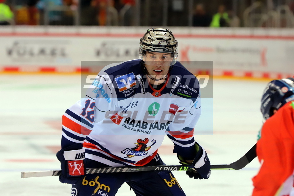 Maciej Rutkowski - IEC | Maciej Rutkowski - IEC - Realisiert mit Pictrs.com