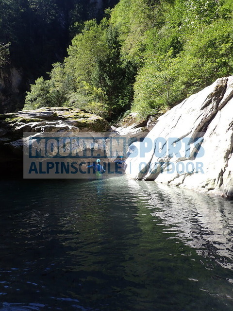 P9230012 | Bestelle die Bilder deines Berg- oder Wasser-Abenteuers mit Mountain Sports bequem von zu Hause aus direkt über unseren Online Fotoshop von pictrs.com. - Realisiert mit Pictrs.com