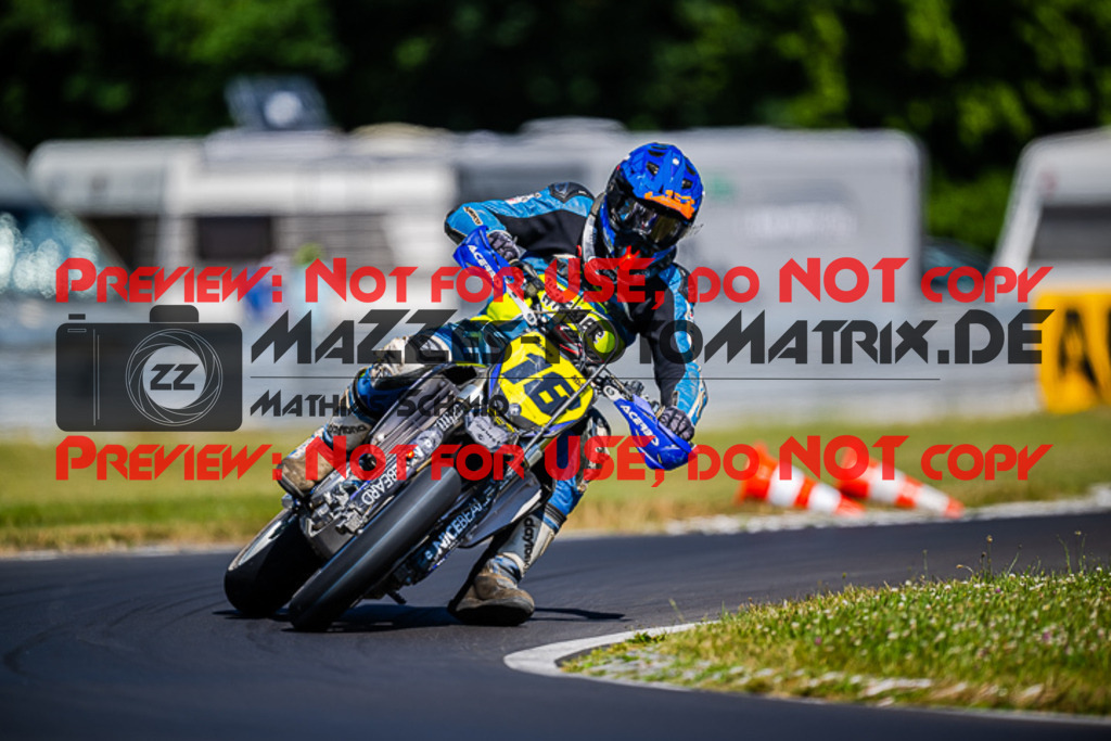 MaZZes_FotoMatrix_220702_2967 | S1