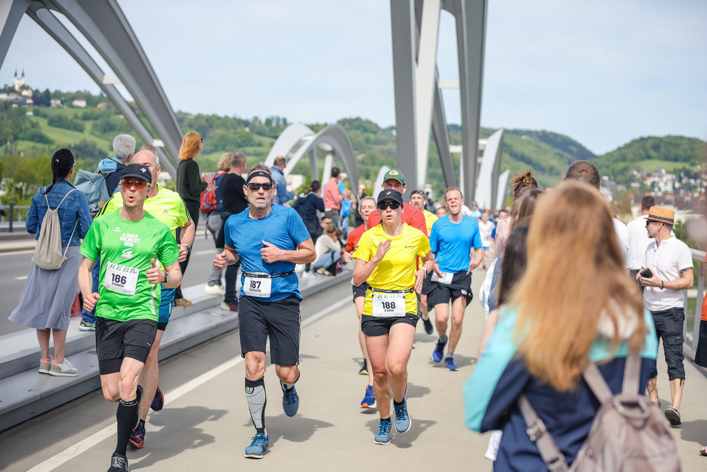 MB-20240428-101-107-0088 | Int. 3 Brückenlauf Linz, Foto: WAPICS/Binder Manuel