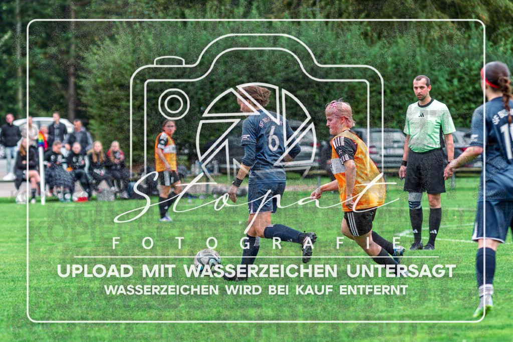 SFBSGF-1025 | Maja Kraffczyk (SF Bispingen #06) beim Damen Kreisliga HK/CE Spiel zwischen Sportfreunde Bispingen und SG Fulde im Sportplatz Steinbeck/Luhe, Bispingen (Simon Paul Stopat) - Realisiert mit Pictrs.com