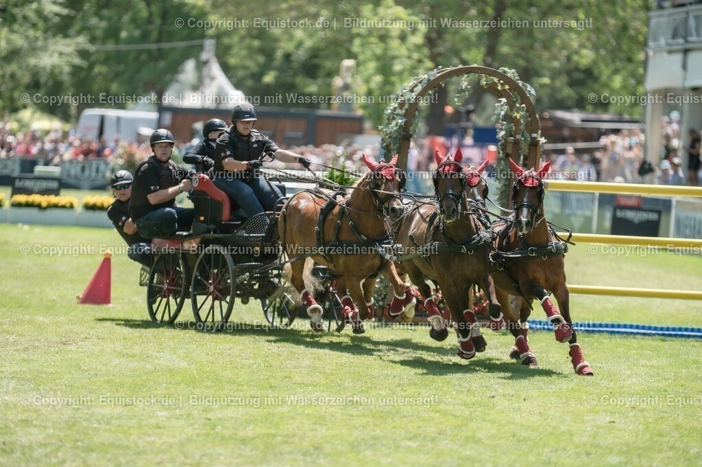 20230528_Jump-and-Drive_0066 | equistock