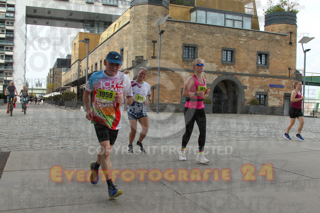 250920_1531_EV4_9068 | Sportfotografie im Rhein-Sieg Kreis, Köln, Bonn, NRW, Rheinland Pfalz, Hessen, etc. Unser Tätigkeitsfeld umfasst den Laufsport vom Volkslauf über den Marathon, Duathlon, Triathon bis zum Ultralauf wie Kölnpfad Ultra oder Schindertrail.