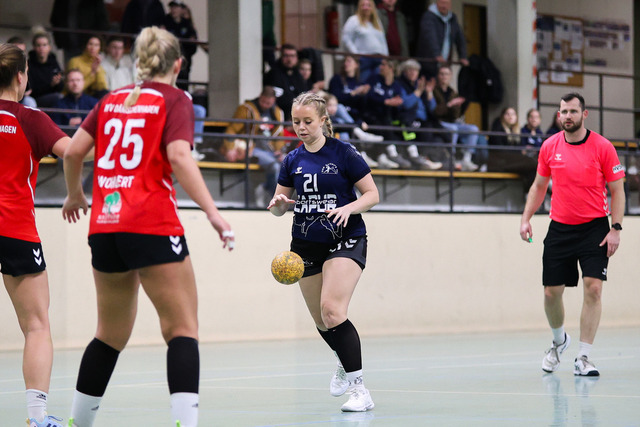 Handball I Damen I Saison 2025-2026 I Verbandsliga Süd I HSG Kalkberg 06 - MTV Dänischenhagen I 14.12.2025.132 | Jette Kaack (21, HSG Kalkberg 06) - Realisiert mit Pictrs.com