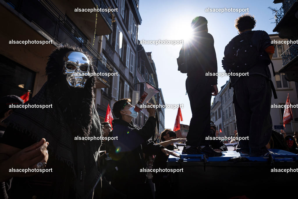 _B7A9734 | manifestation de lycéens à Strasbourg, le 6 octobre 2026, dans le cadre d’un mouvement national de protestation contre les conditions d’apprentissage. - Realisiert mit Pictrs.com