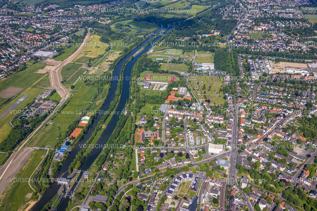 Hamm220504757 | Luftbild, Sportzentrum Ost mit Jahnstadion, Maximare Erlebnistherme Bad Hamm, Ostenfriedhof, Datteln-Hamm-Kanal und Fluss Lippe, Mitte, Hamm, Ruhrgebiet, Nordrhein-Westfalen, Deutschland
