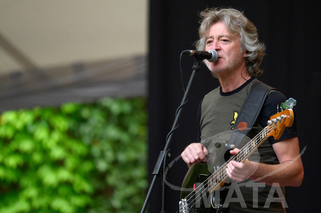 _DWA2779 | Craig Fletcher von John Lees' Barclay James Harvest live bei einem Konzert in Serenadenhof Nürnberg, 01.07.2023 - Realisiert mit Pictrs.com