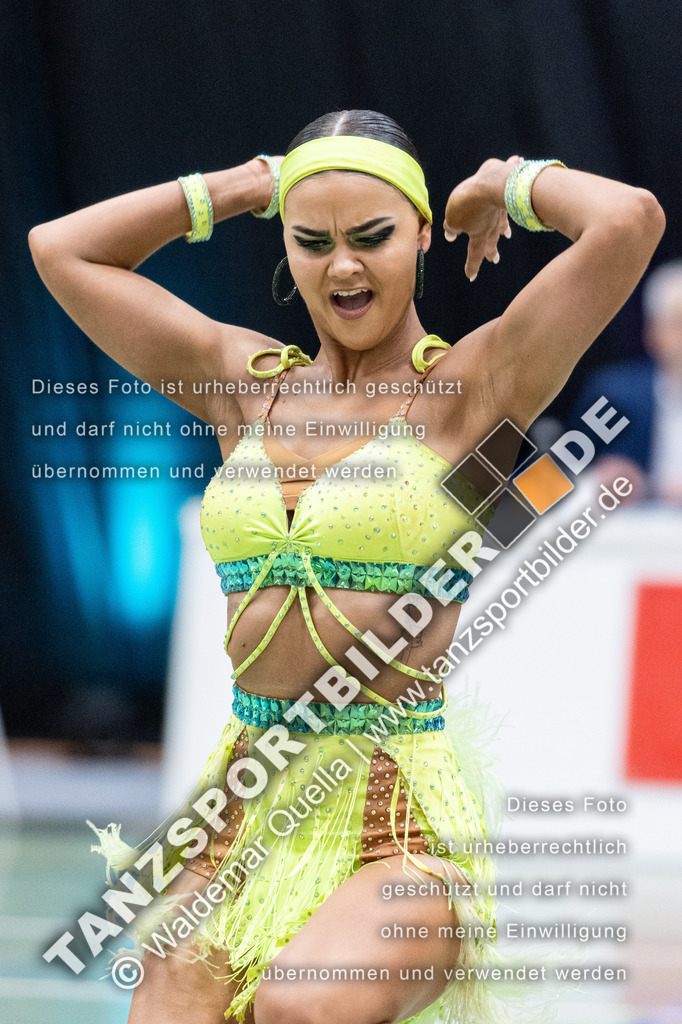 20240323-03131 | Hier finden Sie Tanz Bilder vom Latein und Standard Formationen tanzen. Sportbilder vom Tanzsport. Schöne Fotos und von Weltmeisterschaft, Europameisterschaft, Bundesliga, Regionalliga, Oberliga und Landesliga sowie von GOC Stuttgart, DanceComp, WM Bremen