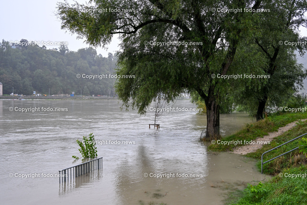 Linz_ Hochwasser_ 29.08.2023-9 | 29.8.2023, Linz, AUT, Urfahr, Hochwasser, im Bild Alt-Urfahr, Donau Badestrand uebeflutet