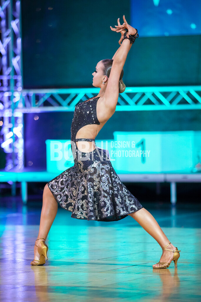 Winter Dance Festival | Mülheim a.d. Ruhr - 14.12.2025: Winter Dance Festival in Mülheim a.d. Ruhr (Westenergiehalle), Germany. Photo by: BobNL design &amp; photography  - Realisiert mit Pictrs.com