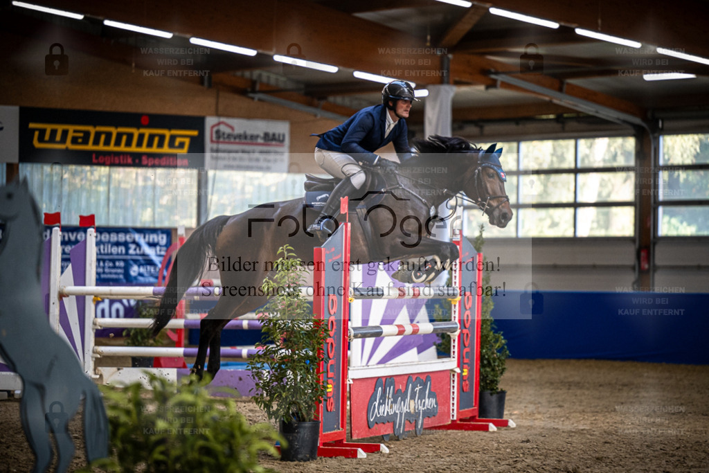 DOS_2951 | Entdecke hochwertige Reitturnierfotos von Foto Oger. Professionell, emotional und authentisch – jetzt Lieblingsmomente im Shop bestellen. - Realisiert mit Pictrs.com
