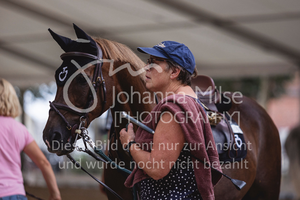 240829_TdS_PonyTrophy-103 | Deine schönsten Turniermomente als professionelle Fotos! Entdecke hochwertige Pferdesport-Fotografie im Online-Shop. Jetzt Fotos finden & bestellen!