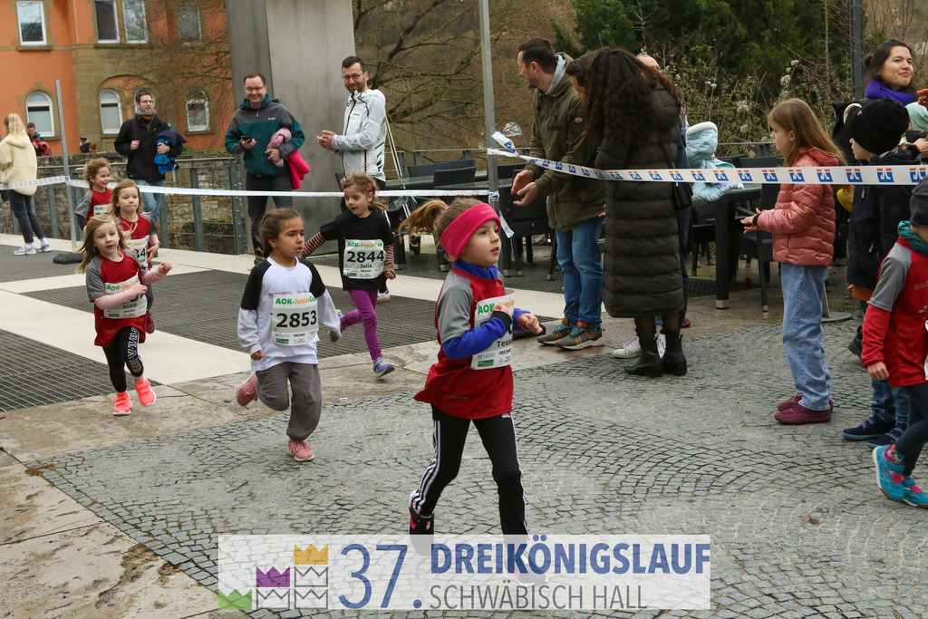 AOK JuniorCup 400m | 3Koenigslauf 2023 - Realisiert mit Pictrs.com