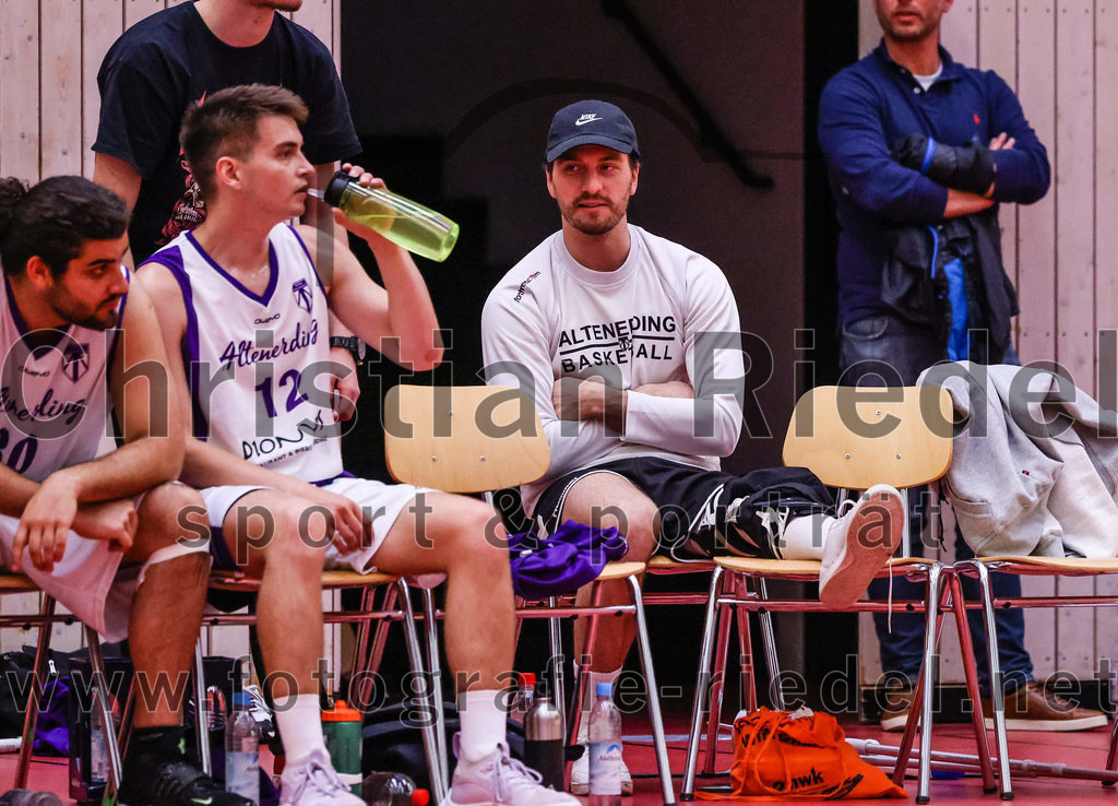2022-05-29_018_SpVgg_Altenerding_gegen_Muenchen_Basket_2 | Erding, Deutschland, 29.05.2022:
Basketball, Bezirksliga 2021 / 2022, Herren Turnier der 2. der Aufstiegsrunden, SpVgg Altenerding gegen München Basket 2, Endergebnis: 

Foto: Christian Riedel / fotografie-riedel.net