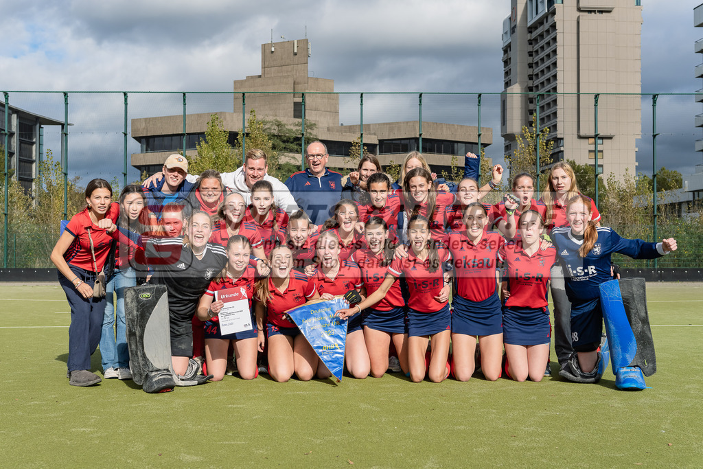 HK_20231022_106248 | Finale Deutsche Meisterschaft Feld WU16 Uhlenhorst Mülheim - Düsseldorfer HC am 22.10.2023 DHC, Düsseldorf ,