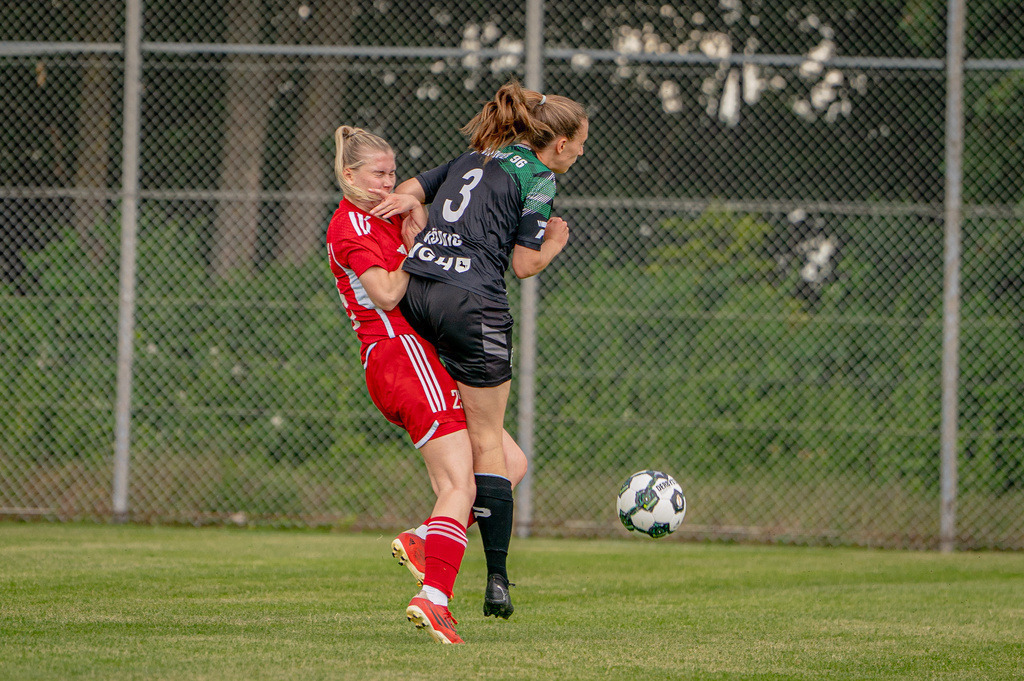 Fußball I Frauen I Saison 2025-2026 I Niedersachsen-Pokal I Finale I FC Jesteburg-Bendestorf - Hannover 96 I 22353 | jns.sportfotos - Realisiert mit Pictrs.com