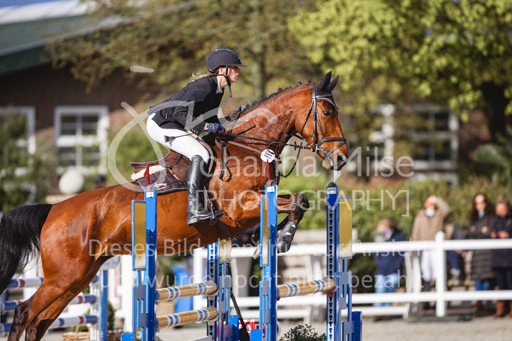 240424_Lemwerder_Stil-L-234 | Deine schönsten Turniermomente als professionelle Fotos! Entdecke hochwertige Pferdesport-Fotografie im Online-Shop. Jetzt Fotos finden & bestellen!