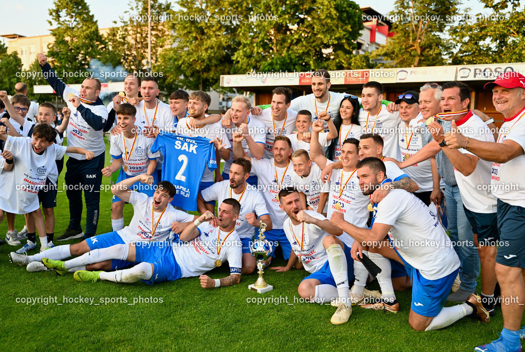 Villacher Bier Cup 2022/23 Siegerehrung SAK vs. SV Dellach Gail 17.6.2023 | hockey sports photos, Pressefotos, Sportfotos, hockey247, win 2day icehockeyleague, Handball Austria, Floorball Austria, ÖVV, Kärntner Eishockeyverband, KEHV, KFV, Kärntner Fussballverband, Österreichischer Volleyballverband, Alps Hockey League, ÖFB, 