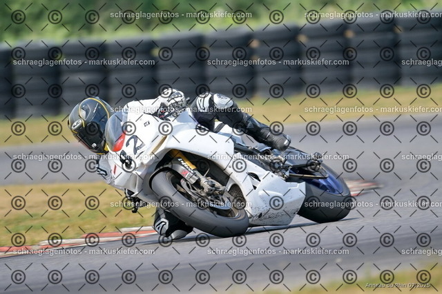 25bt04-1603 | markuskiefer.com - Realisiert mit Pictrs.com