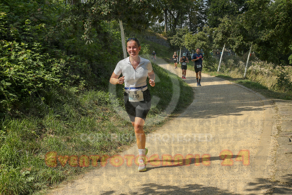 250824_1442_EX1_7253 | Sportfotografie im Rhein-Sieg Kreis, Köln, Bonn, NRW, Rheinland Pfalz, Hessen, etc. Unser Tätigkeitsfeld umfasst den Laufsport vom Volkslauf über den Marathon, Duathlon, Triathon bis zum Ultralauf wie Kölnpfad Ultra oder Schindertrail.