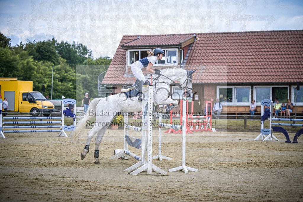 DOS_8962 | Entdecke hochwertige Reitturnierfotos von Foto Oger. Professionell, emotional und authentisch – jetzt Lieblingsmomente im Shop bestellen.Deutschlandweite Turnierfotografie. - Realisiert mit Pictrs.com