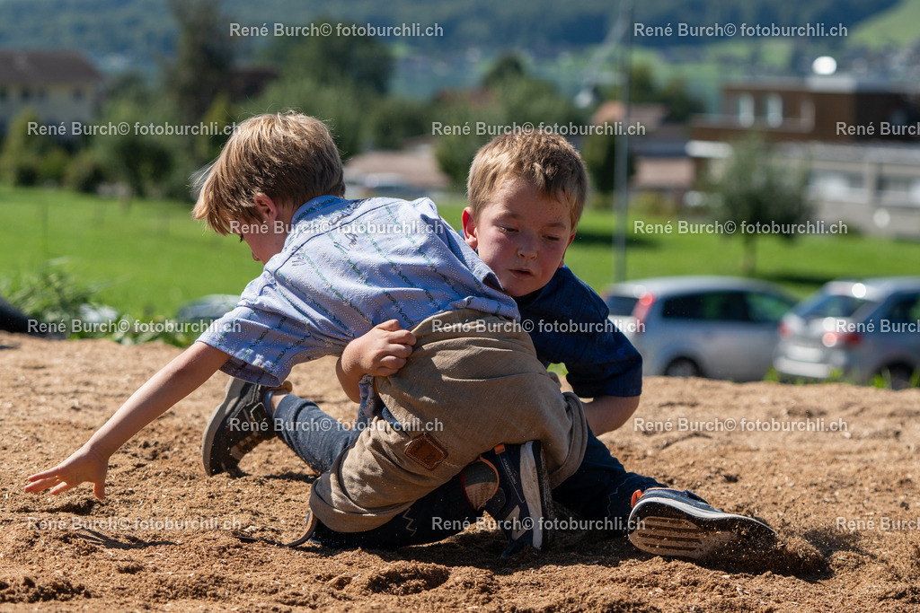 RB_05380 | René Burch leidenschaftlicher Fotograf aus Kerns in Obwalden.  Hier finden sie Sport, Landschaft und Natur Fotografie.
 - Realisiert mit Pictrs.com