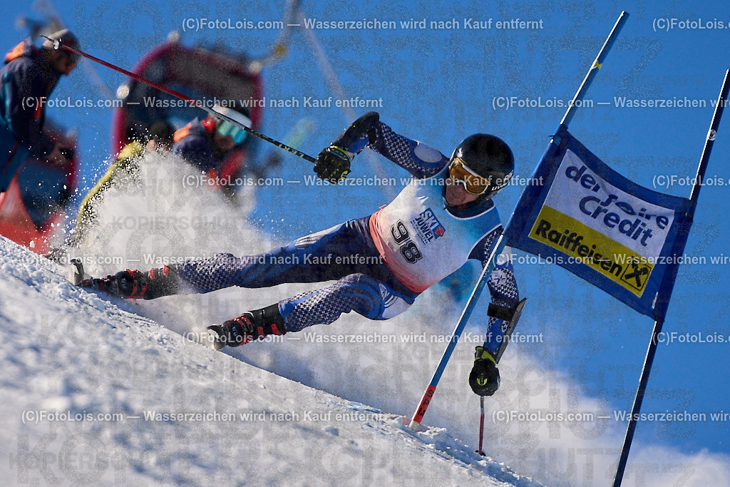 ALP4607_MASTERS-Cup_GS-A Herrn_Dohrmann Michael | (C)FotoLois.com, Alois Spandl. FIS Masters-Cup Wildschönau, Giant Slalom auf der Piste Schatzberg GS, Siegerehrung auf dem Dorfplatz Niederau, Sa 13. Januar 2024.