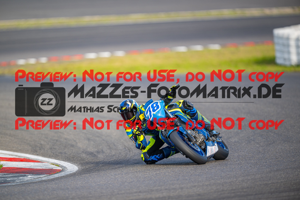 MaZZes-Fotomatrix-20260904-629079 | TWIN