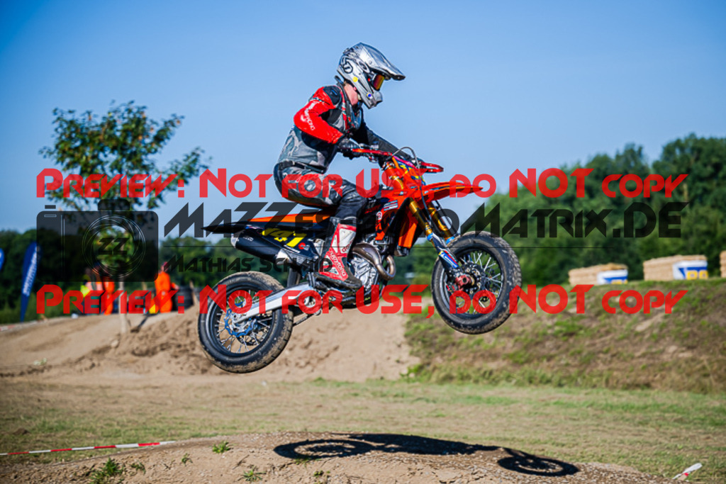 MaZZes_FotoMatrix_220904_3006 | S2