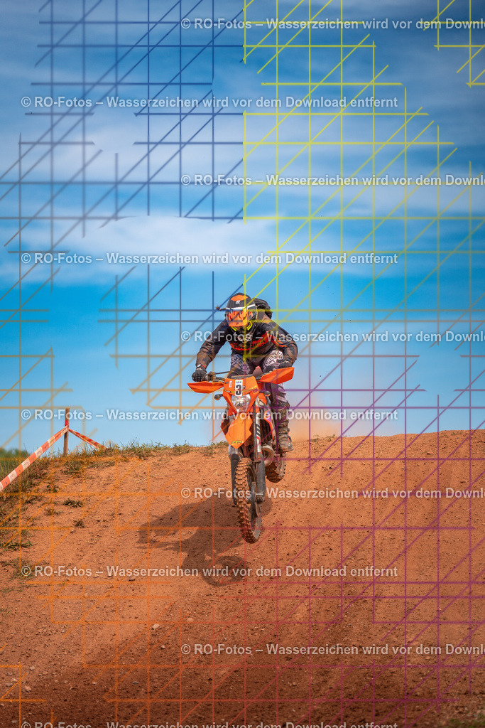Wolfshausen 3 Lauf -534 | Sportfotografie von RO-Fotos: Motorsport, Motocross, Enduro, Laufveranstaltungen und Triathlon. Professionelle Fotos von Sportlern und Events. - Realisiert mit Pictrs.com