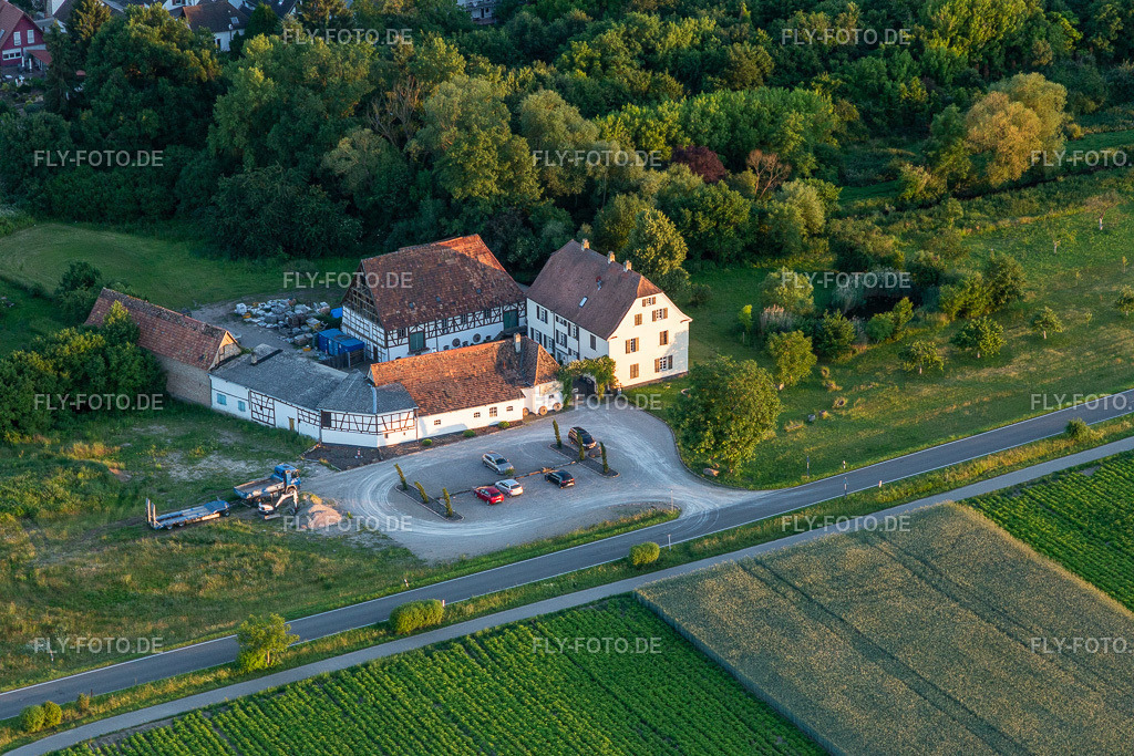 Gehrlein's Alte Mühle | Luftbild: Gehrlein's Alte Mühle in Hatzenbühl im Bundesland Rheinland-Pfalz in Deutschland. Foto: IMG_115356.jpg vom 13.06.2019 durch Werner Riehm/FLY-FOTO.de - Realisiert mit Pictrs.com