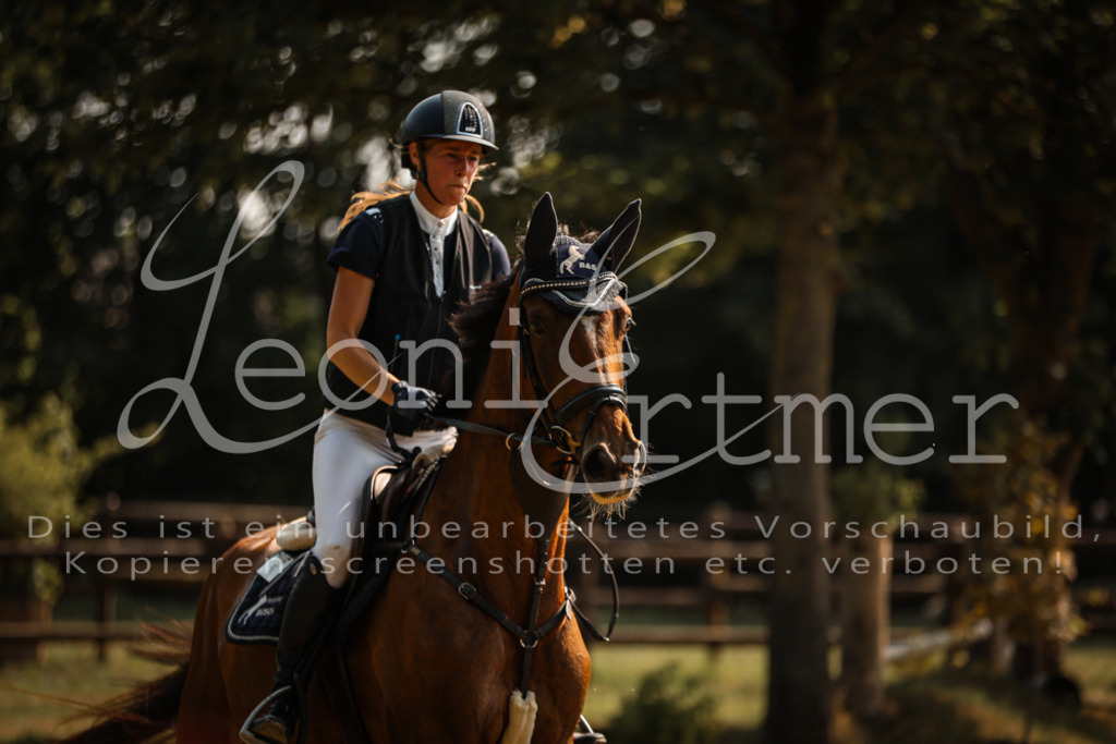 13.FrPfA00016 | Leoni Ertmer Photography - Realisiert mit Pictrs.com