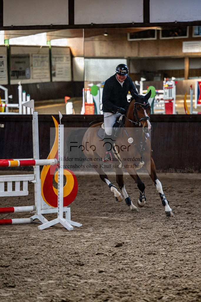 20240308-DOS_3732 | Entdecke hochwertige Reitturnierfotos von Foto Oger. Professionell, emotional und authentisch – jetzt Lieblingsmomente im Shop bestellen.Deutschlandweite Turnierfotografie. - Realisiert mit Pictrs.com