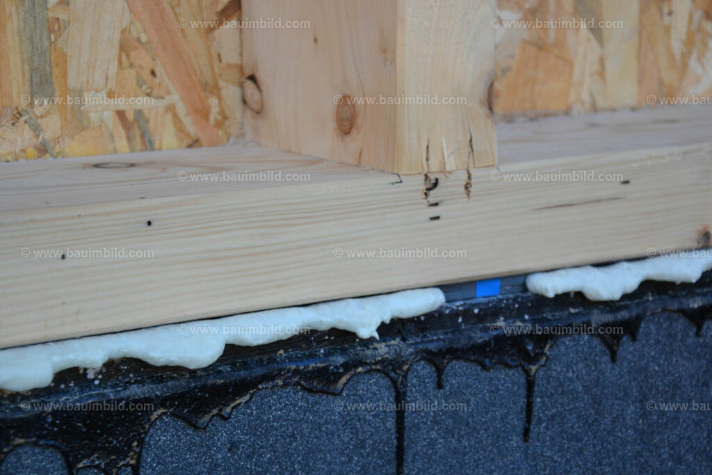 bib-lg09-holzbau-0225 | Nach LV-Leistungsgruppen sortierte Detailfotos über den Bau eines Hauses. Alle Hausbau-Bilder direkt vom Urheber und Autor der Website Haus-Selber-Bauen.com