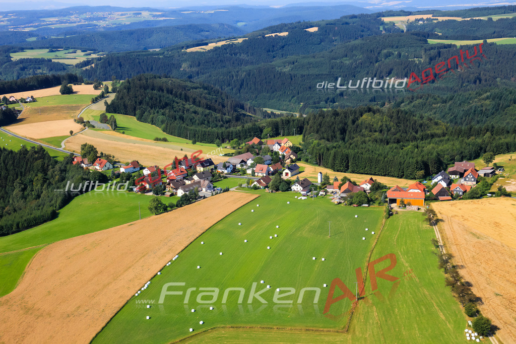 Luftbild von Eibenberg Wilhelmsthal - Luftaufnahme wurde 2009 von https://frankenair.de mittels Flugzeug (keine Drohne) erstellt - die Geschenkidee