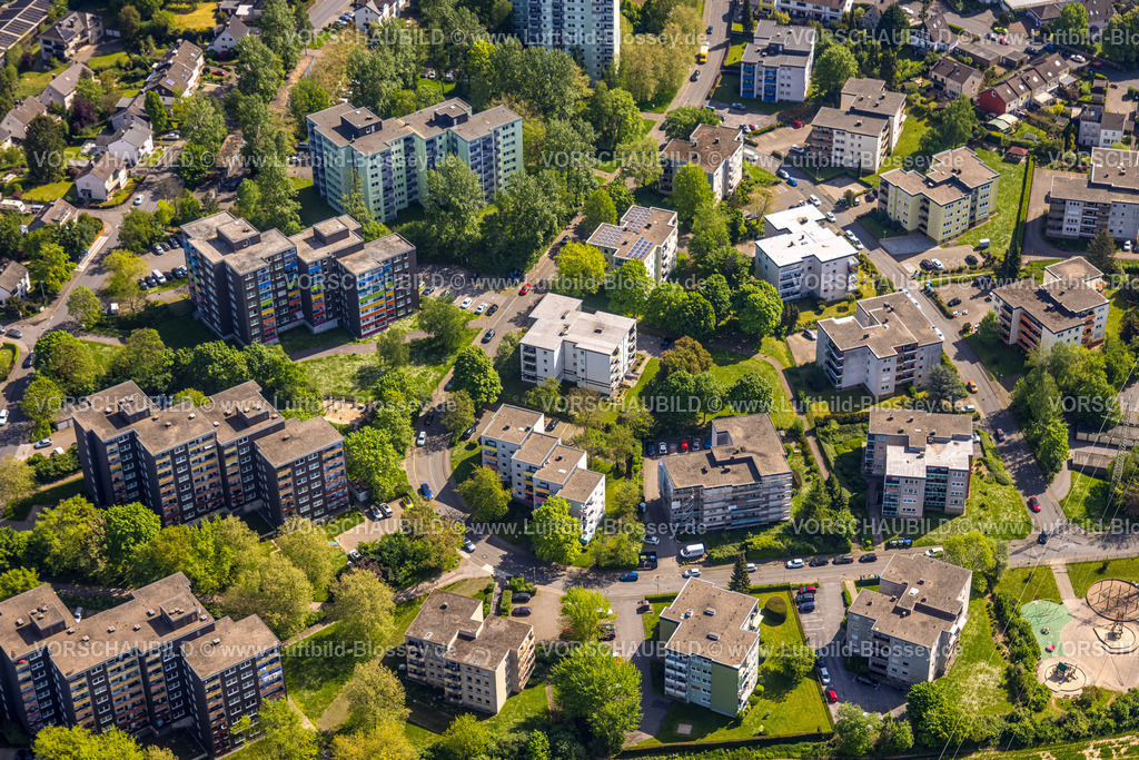 Hagen240504452Hohenlimburg | Luftbild, Hochhaus Wohnsiedlung Musikersiedlung, Mozartstraße, Hohenlimburg, Hagen, Ruhrgebiet, Nordrhein-Westfalen, Deutschland