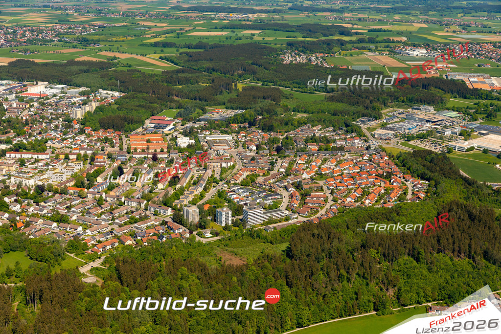 Das Luftbild zeigt : Neugablonz Kaufbeuren - Die Luftaufnahme wurde 2024 vom UL-Flugzeug aus erstellt ( keine Drohne ) - Hochauflösende Luftaufnahme - Für grossformatige Ausdrucke geeignet. Die Geschenkidee !Mit Lizenz und Bildrechte bestellbar