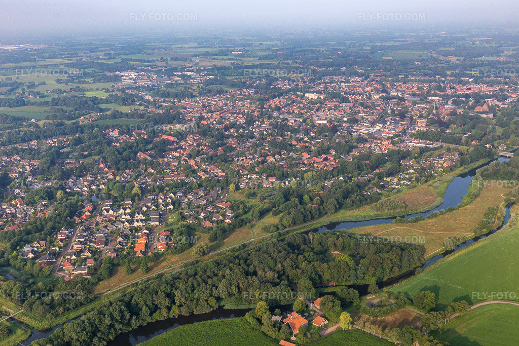 Aerial view: View of the town in Eibergen in the state Gelderland, Netherlands. – Photo: IMG_008221.jpg taken on 07/18/2020 by Werner Riehm/FLY-FOTO.com – Resolution of the original: 5472 x 3648 px