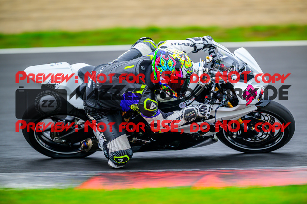 MaZZes_Fotomatrix_20250912_6007705_1595 | ROT