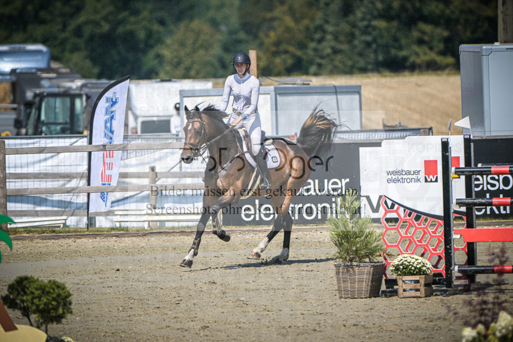 DOS_0686 | Entdecke hochwertige Reitturnierfotos von Foto Oger. Professionell, emotional und authentisch – jetzt Lieblingsmomente im Shop bestellen.Deutschlandweite Turnierfotografie. - Realisiert mit Pictrs.com