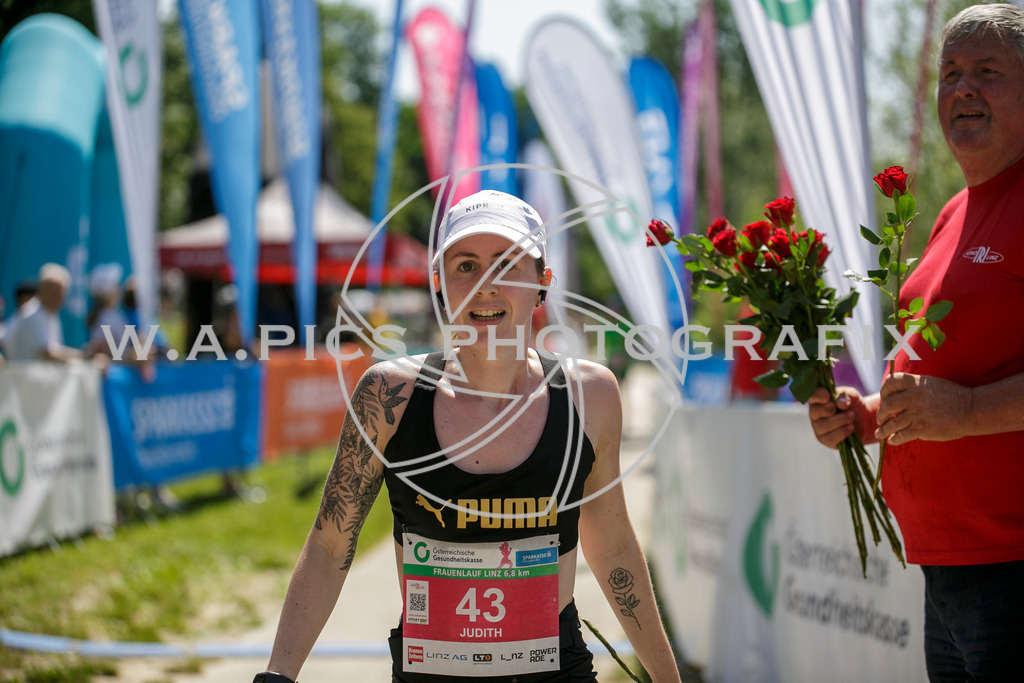 20250622-AW_M3469 | AUSTRIA, 22.06.2025, Linz, OOEGK Frauenlauf Linz Photo: WAPICS / Andreas Willdoner