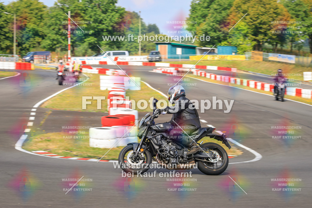 _DSK2345 | Hier findet Ihr Bilder von Touristenfahrten auf der Nürburgring Nordschleife oder von anderen Veranstaltungen die ich besucht habe. Viel Spass beim Durch Schauen 