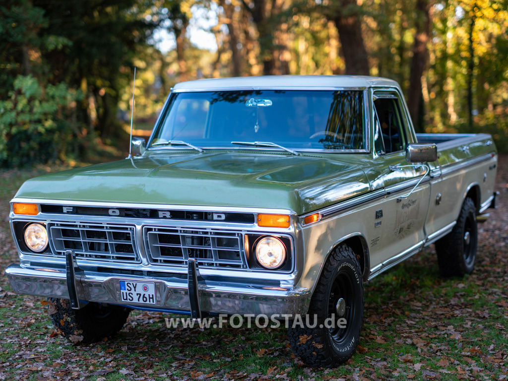 20251018-00351 | Syke Barrien 2025 Oldtimer Treffen - Realisiert mit Pictrs.com