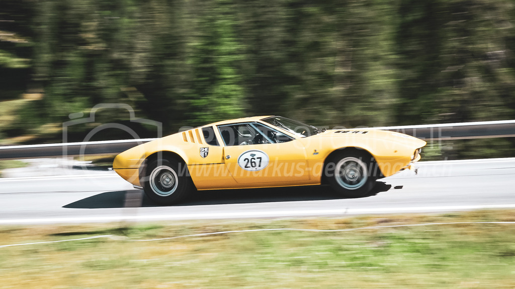 19. Arosa ClassicCar 2023 - 1. September 2023 | 19. Arosa ClassicCar 2023
Arosa, Schweiz
Riediker Daniel aus Vaduz mit der Startnummer 267 in einem De Tomaso Mangusta, Jahrgang 1970, in der Klasse Classic Trophy.
@arosaclassiccar, @arosa.official, #arosaclassiccar, #arosa, #76curves, #classiccar
Bild: Sportfotografie Markus Aeschimann | www.markus-aeschimann.ch - Realisiert mit Pictrs.com