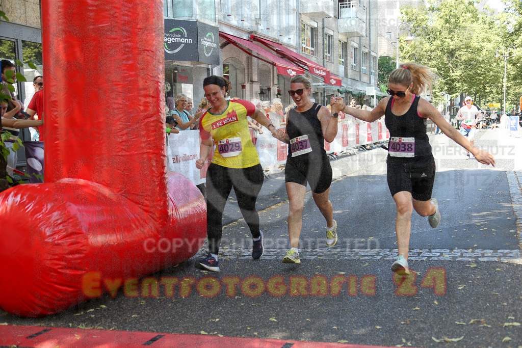 250621_1214_EX1_5377 | Sportfotografie im Rhein-Sieg Kreis, Köln, Bonn, NRW, Rheinland Pfalz, Hessen, etc. Unser Tätigkeitsfeld umfasst den Laufsport vom Volkslauf über den Marathon, Duathlon, Triathon bis zum Ultralauf wie Kölnpfad Ultra oder Schindertrail.